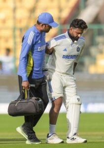 ऋषभ पंत की जगह क्या कोई दूसरा बल्लेबाज कर सकता है बैटिंग? क्या है रिप्लेसमेंट का नियम