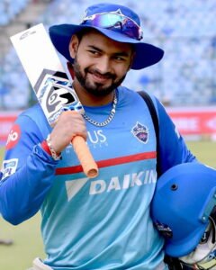 ऋषभ पंत अपनी बल्लेबाजी के बारे में बहुत बात करते हैं, सिर्फ बल्लेबाजी करते समय नहीं ऋषभ पंत के बारे में क्या बोला